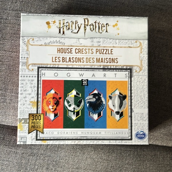 Harry Potter Puzzles and Gift Set - Picture 2 of 10